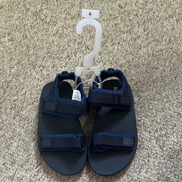 Old Navy Snap Strap Sandals - Picture 2 of 7